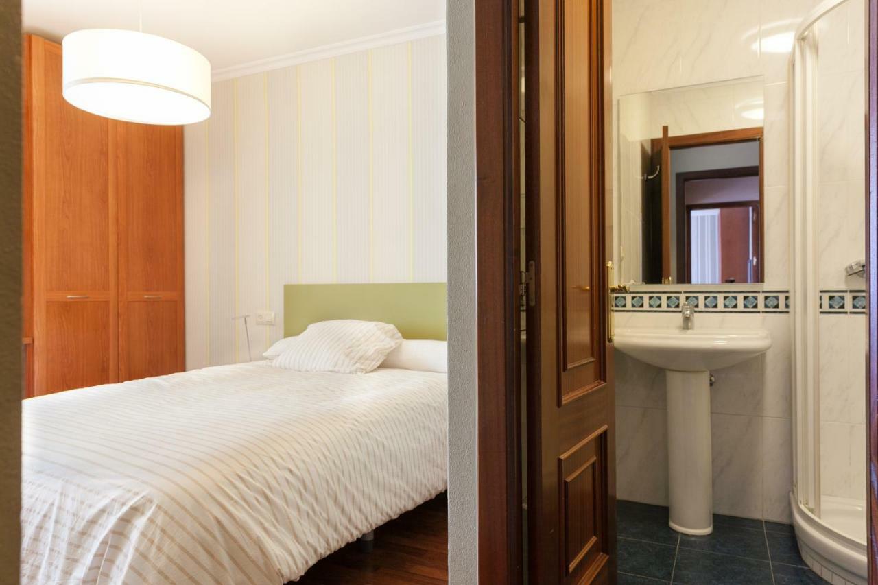 Zafiro Suites Santiago de Compostella Buitenkant foto